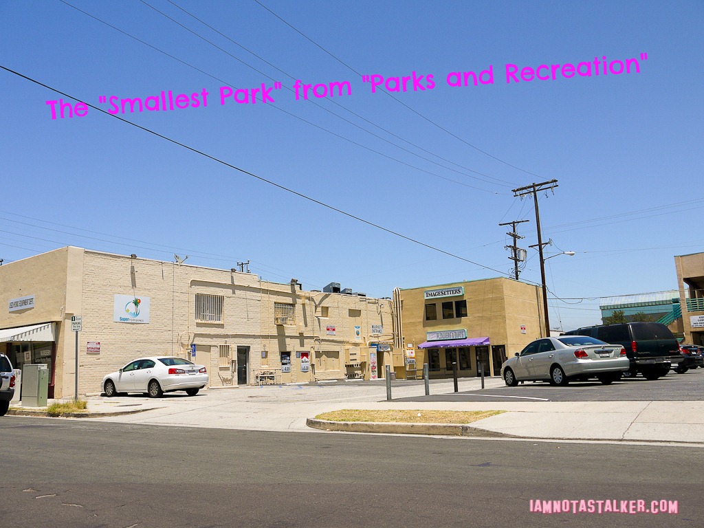 Smallest Park - Parks and Recreation-1000249 (2)