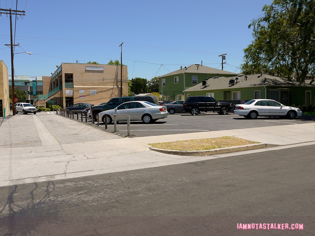 Smallest Park - Parks and Recreation-1000247