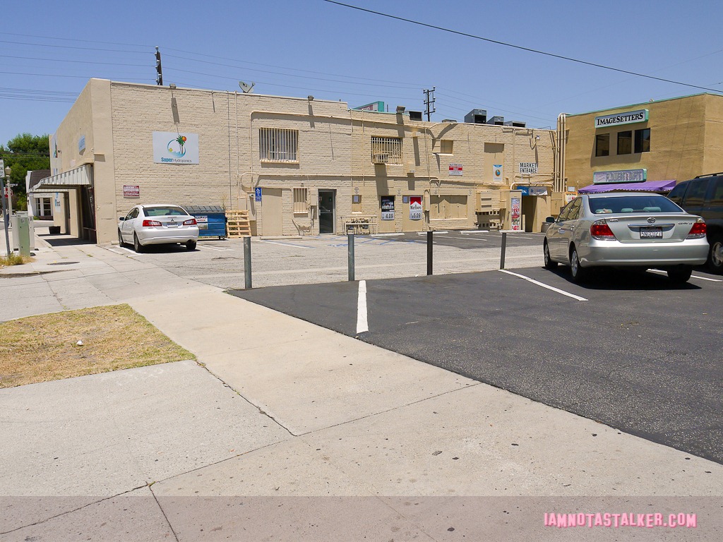 Smallest Park - Parks and Recreation-1000245