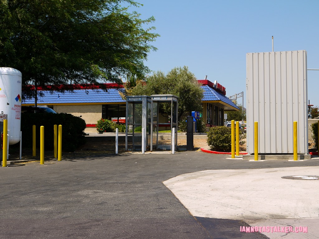 Little Miss Sunshine Gas Station (3 of 15)