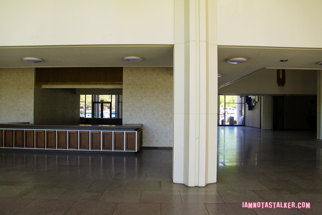 Ambassador College from That Thing You Do-5080